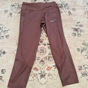 Xs Nike pink capri Leggings with Silver Logo